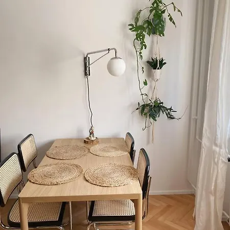 Apartment Cosy Tivoli Center Free Park Ljubljana