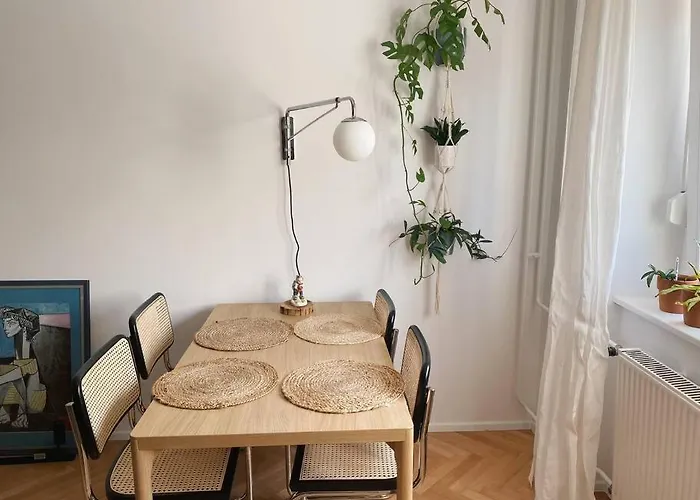 شقة Cosy Tivoli Center Free Park ليوبليانا